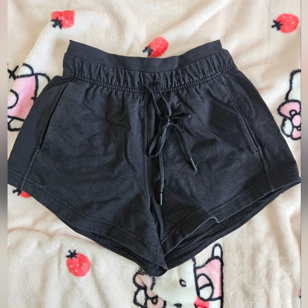 NWOT Lululemon Inner Glow Shorts *terry*, 3", Black, Size 4